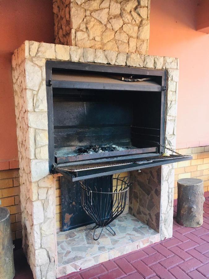 Forever Comfy Bed Bed & Breakfast Vanderbijlpark Exterior foto